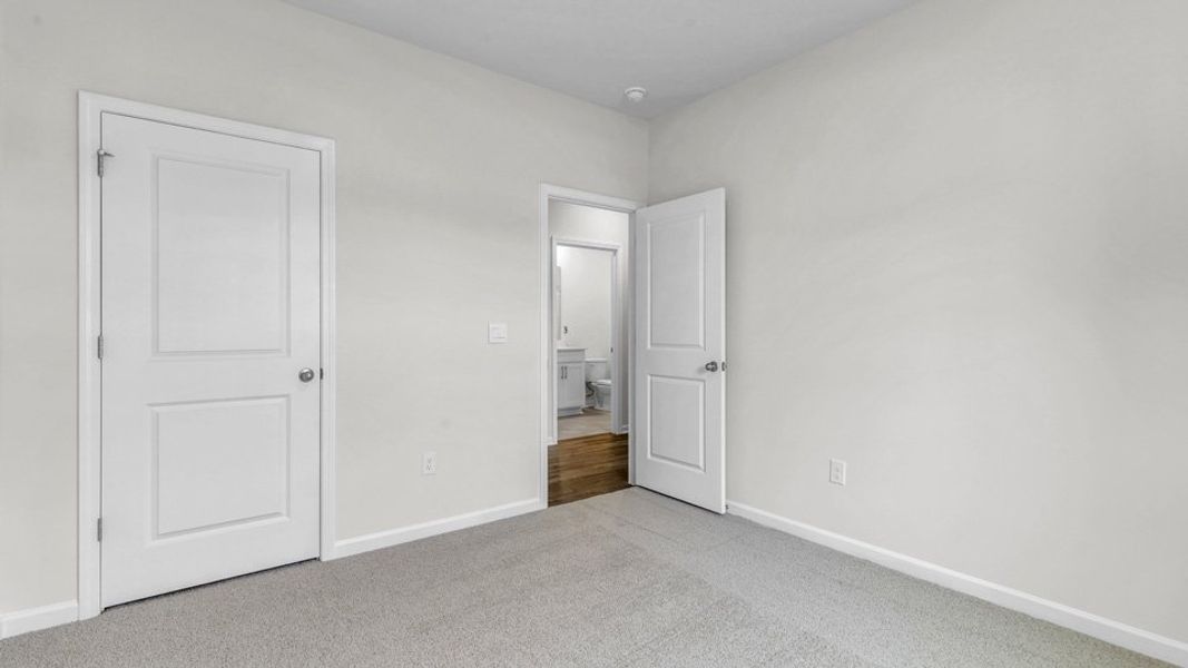 Representative unfurnished interior of a home built from the BOOTH by D.R. Horton in North Gate, Vass (Image 24).