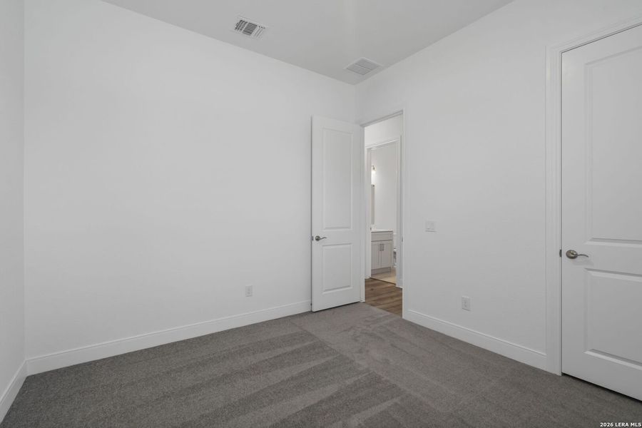 Spacious, unfurnished interior of a new home in Corley Farms, Boerne (Image 22).