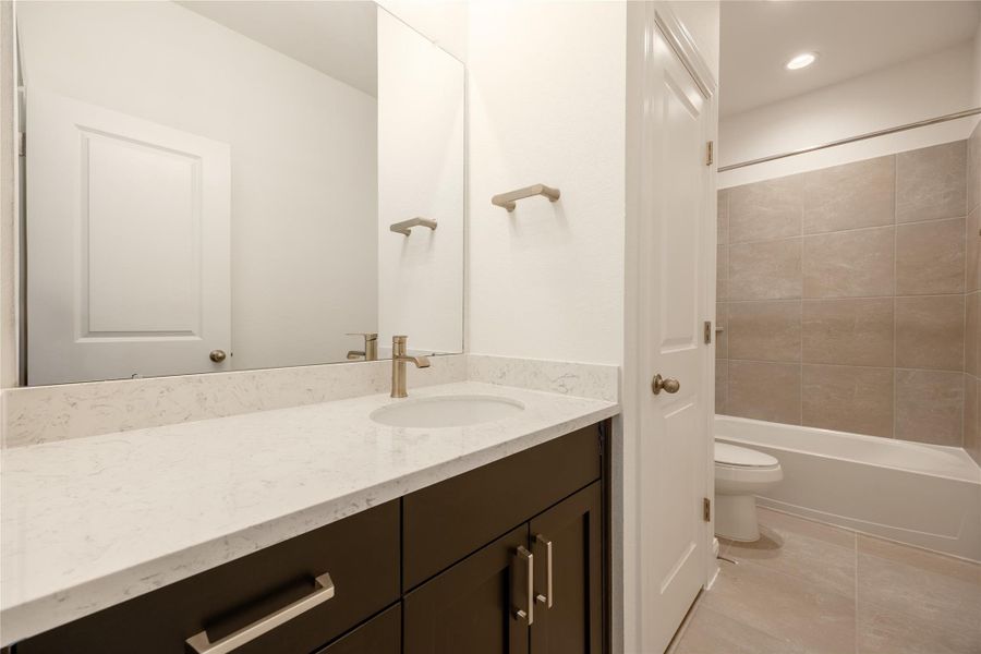 Image 8 of a home in Sunterra. Image 8 of a home in Sunterra.