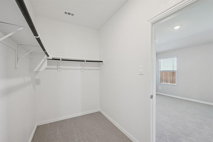 Photo is not of the actual home, but is an inspirational photo of builder’s model home and may depict options, furnishings, and/or decorator features that are not included.