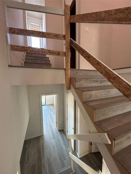 Spacious, unfurnished interior of a new home in , Dallas (Image 7).