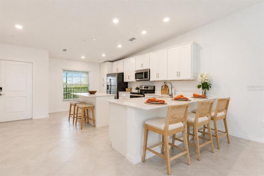 Furnished interior view inside a new home in , Venice (Image 11).