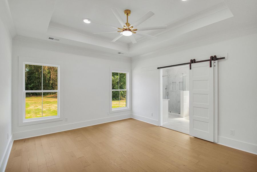 Spacious, unfurnished interior of a new home in , Orangeburg (Image 14).