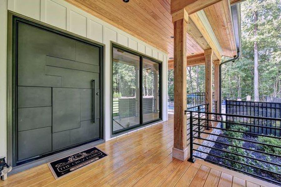 Exterior details and patio area of a home in , Gainesville (Image 40).