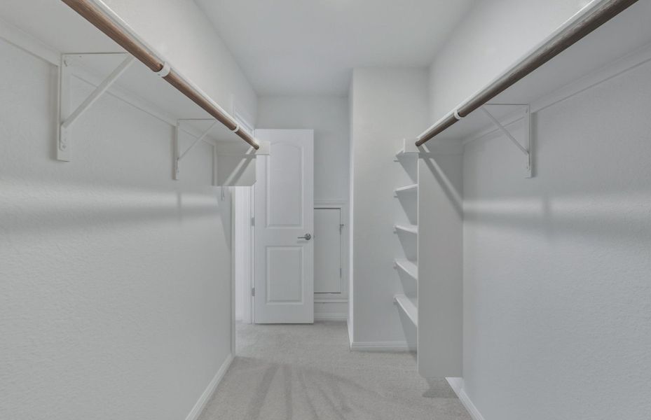 Spacious, unfurnished interior of a new home in Wolf Ranch, Georgetown (Image 35).