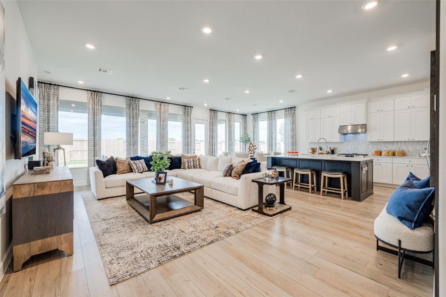 Furnished interior view inside a new home in Anniston, Katy (Image 27).