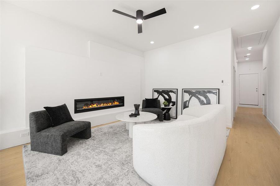 Furnished interior view inside a new home in , Dallas (Image 5).