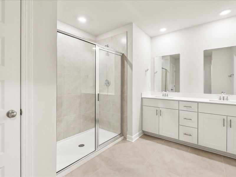 Welcome to the Roswell floorplan at Brayfield Manor - Heritage Collection.