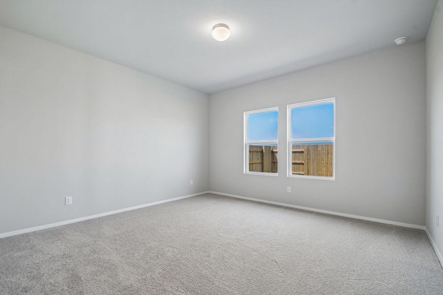 Spacious, unfurnished interior of a new home in Cascade, Liberty Hill (Image 12).