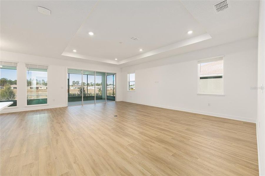 Spacious, unfurnished interior of a new home in , Ocala (Image 31).