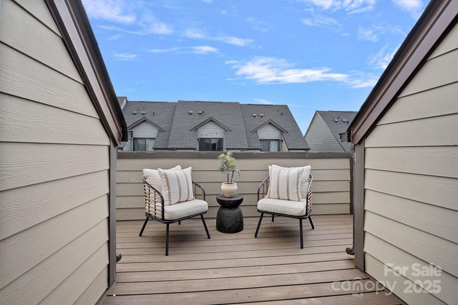Exterior details and patio area of a home in , Charlotte (Image 2).