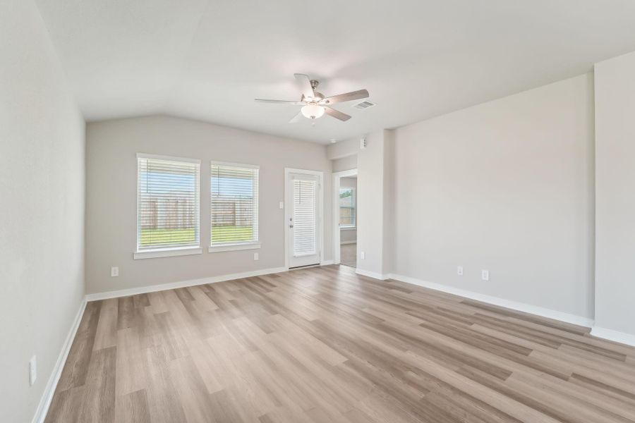 Photo is not of the actual home, but is an inspirational photo of builder’s model home and may depict options, furnishings, and/or decorator features that are not included Photo is not of the actual home, but is an inspirational photo of builder’s model home and may depict options, furnishings, and/or decorator features that are not included