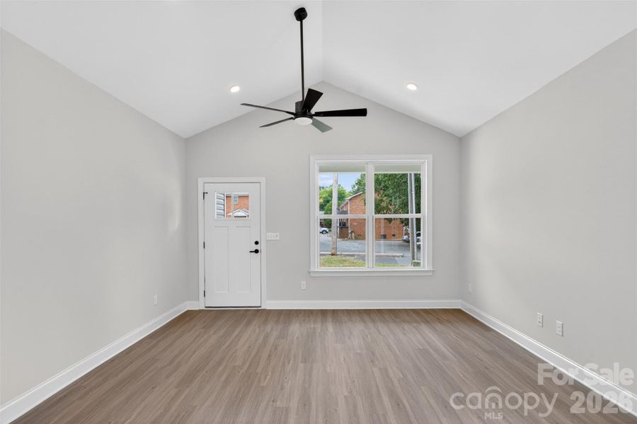 Spacious, unfurnished interior of a new home in , Monroe (Image 17).