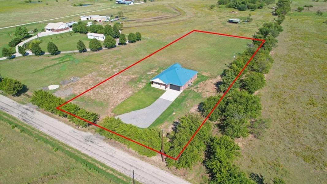 Image 32 of a home in . Image 32 of a home in .