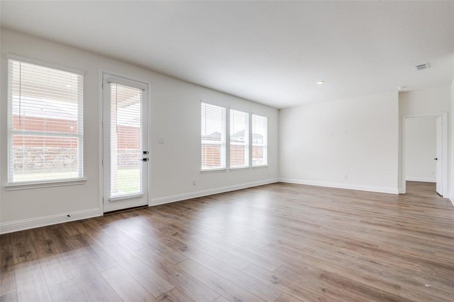 Spacious, unfurnished interior of a new home in Heartland, Heartland (Image 10). Spacious, unfurnished interior of a new home in Heartland, Heartland (Image 10).