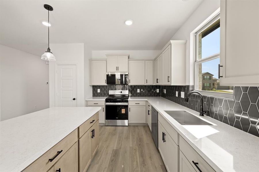 3132 Areca- Kitchen-3 3132 Areca- Kitchen-3