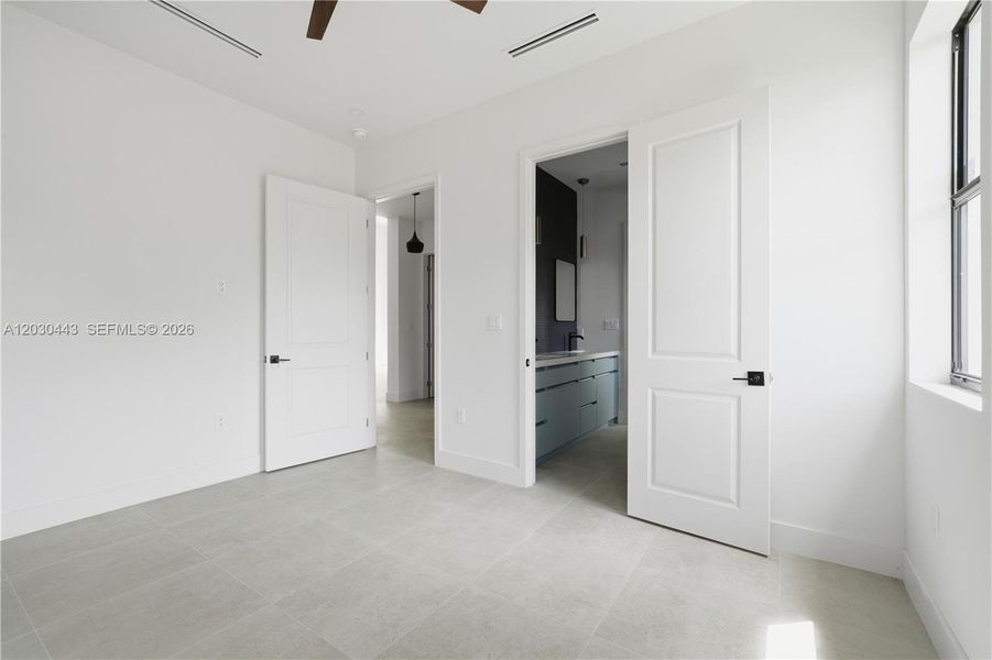 Spacious, unfurnished interior of a new home in , West Park (Image 26).