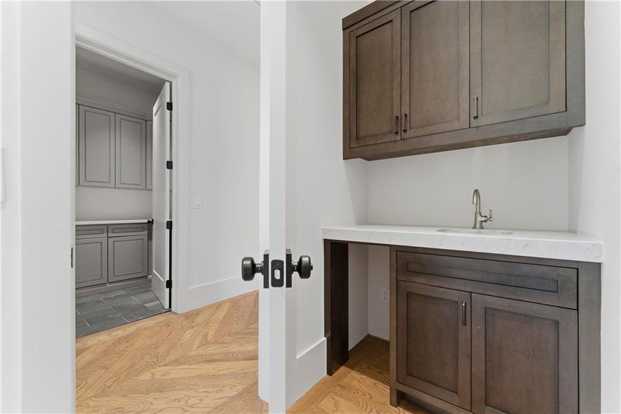 Furnished interior view inside a new home in , Atlanta (Image 7).