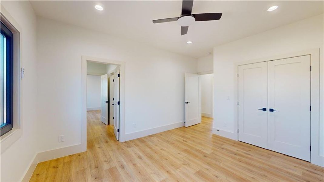 Spacious, unfurnished interior of a new home in , Commerce (Image 20).