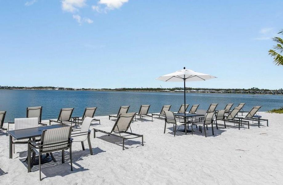 Community amenities in , Fort Myers (Image 65).