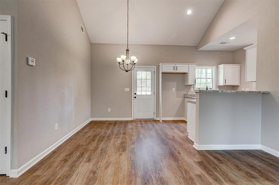 Spacious, unfurnished interior of a new home in , Temple (Image 5).