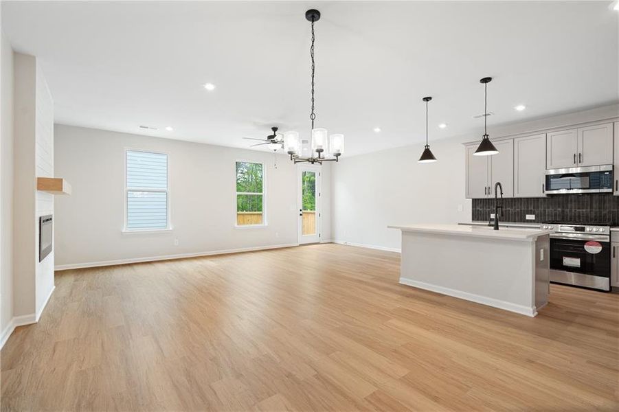 Spacious, unfurnished interior of a new home in The Village at Shallowford, Kennesaw (Image 21). Spacious, unfurnished interior of a new home in The Village at Shallowford, Kennesaw (Image 21).