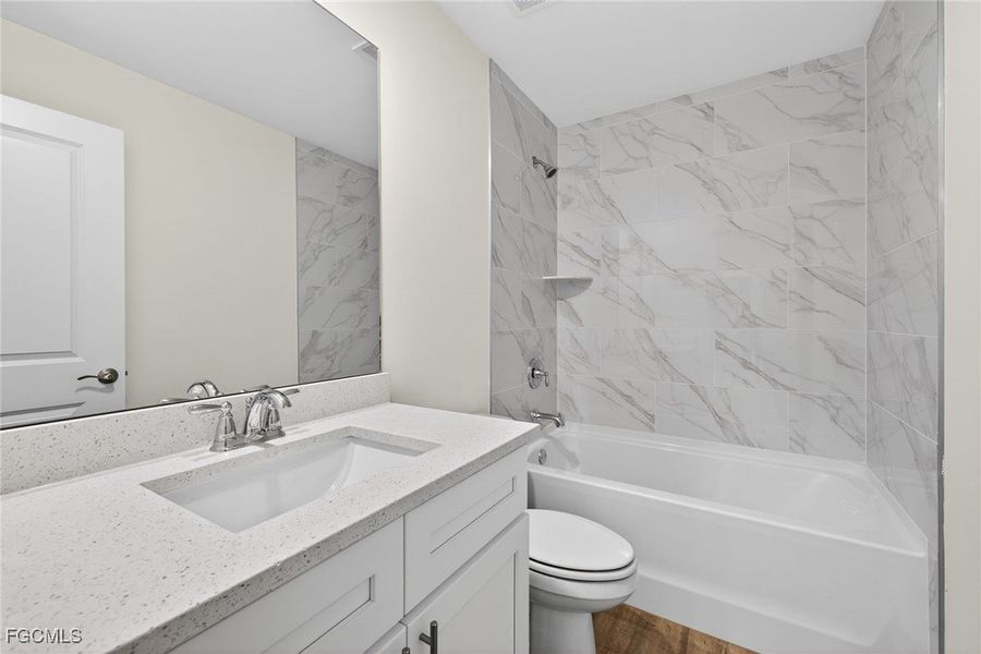 Furnished interior view inside a new home in Cape Coral, Cape Coral (Image 12).