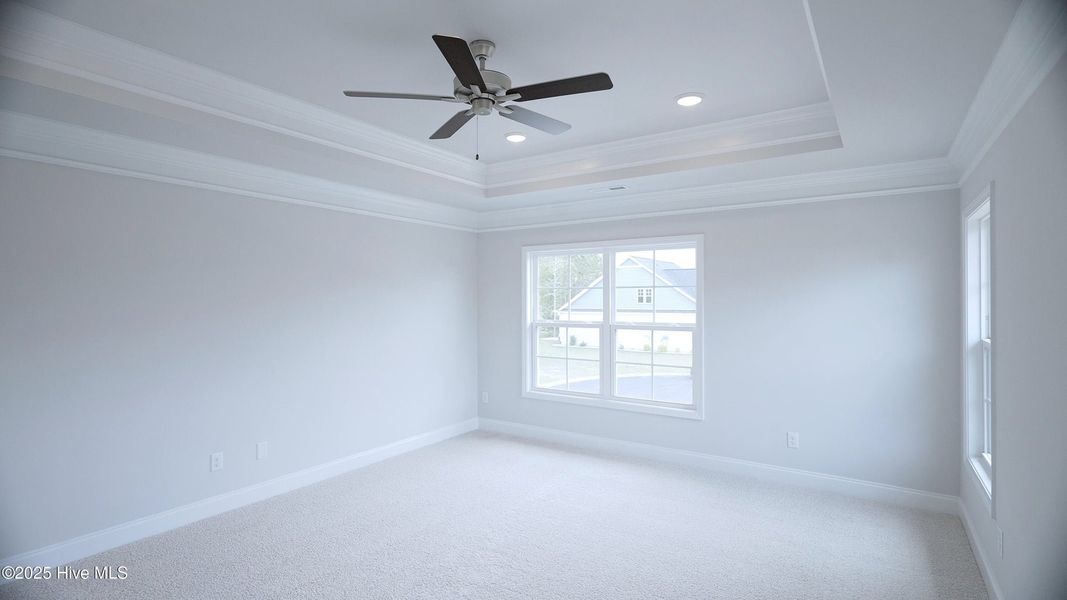 Spacious, unfurnished interior of a new home in Palmetto Creek, Bolivia (Image 18).