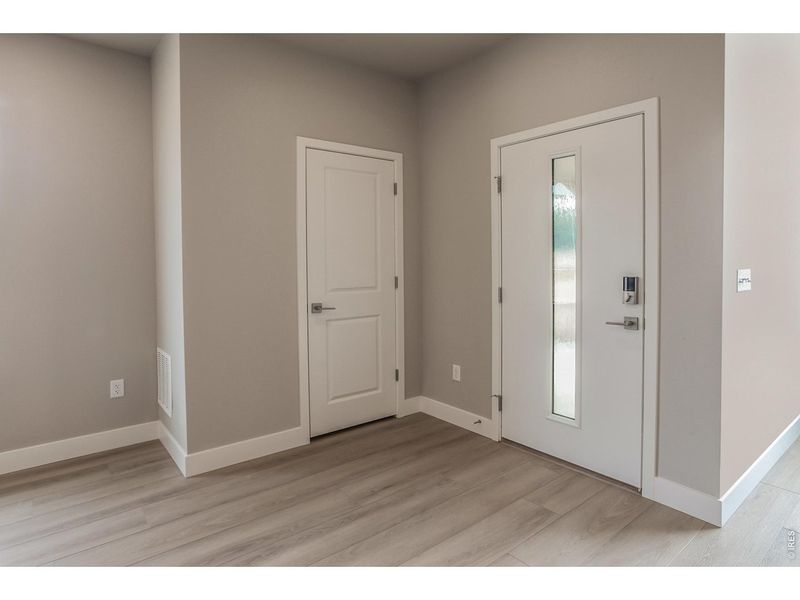 Spacious, unfurnished interior of a new home in , Timnath (Image 21).