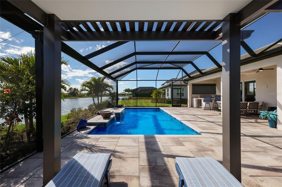 Exterior details and patio area of a home in , Bradenton (Image 3).