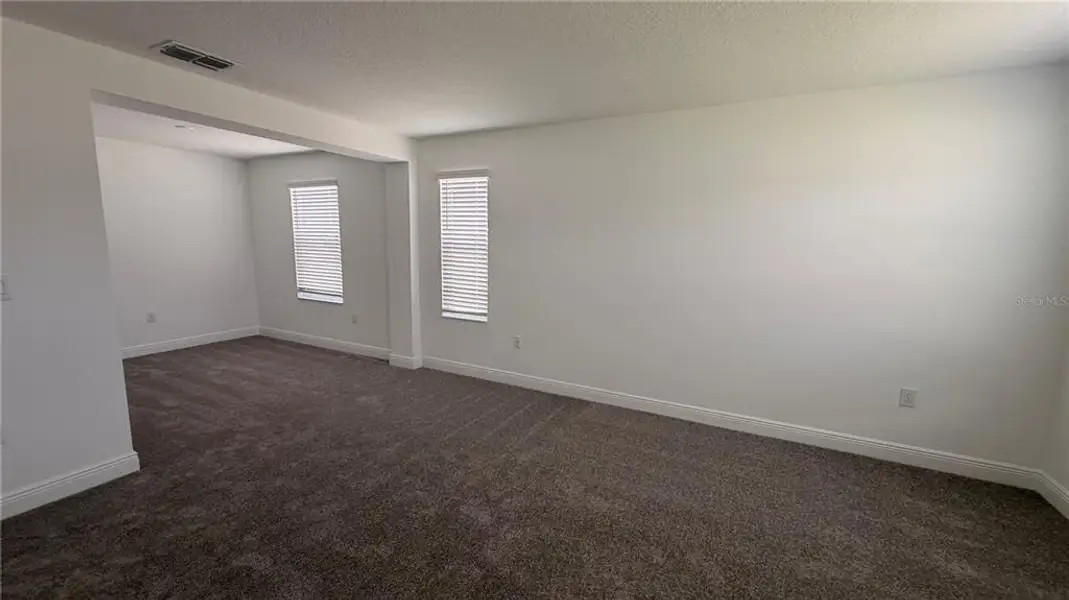 Spacious, unfurnished interior of a new home in Bargrove Estates, Mount Dora (Image 9). Spacious, unfurnished interior of a new home in Bargrove Estates, Mount Dora (Image 9).