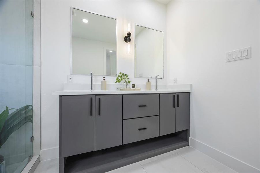 Furnished interior view inside a new home in , Dallas (Image 7). Furnished interior view inside a new home in , Dallas (Image 7).