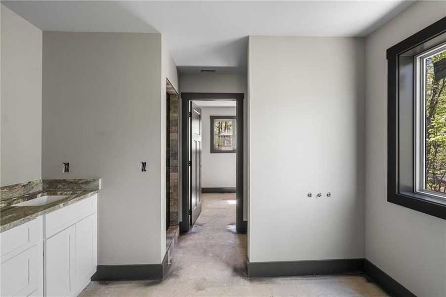 Image 43 of a home in .