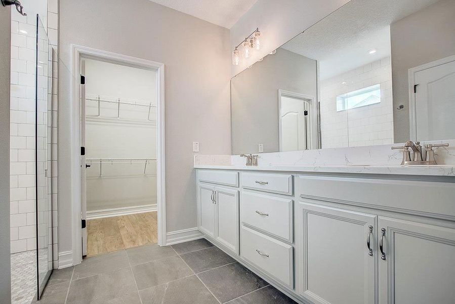 The Bluefish - Owners Bath The Bluefish - Owners Bath