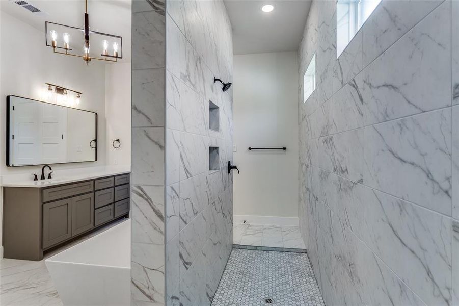 Furnished interior view inside a new home in Woodland Lakes, Weatherford (Image 6). Furnished interior view inside a new home in Woodland Lakes, Weatherford (Image 6).