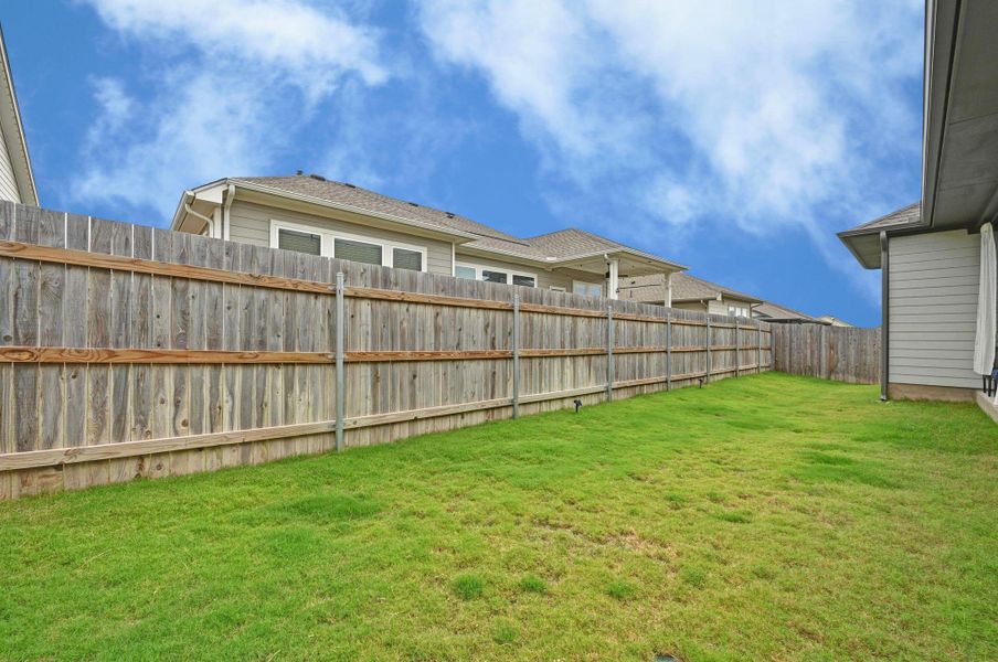 Whether it's games or gardening, this yard delivers! Whether it's games or gardening, this yard delivers!