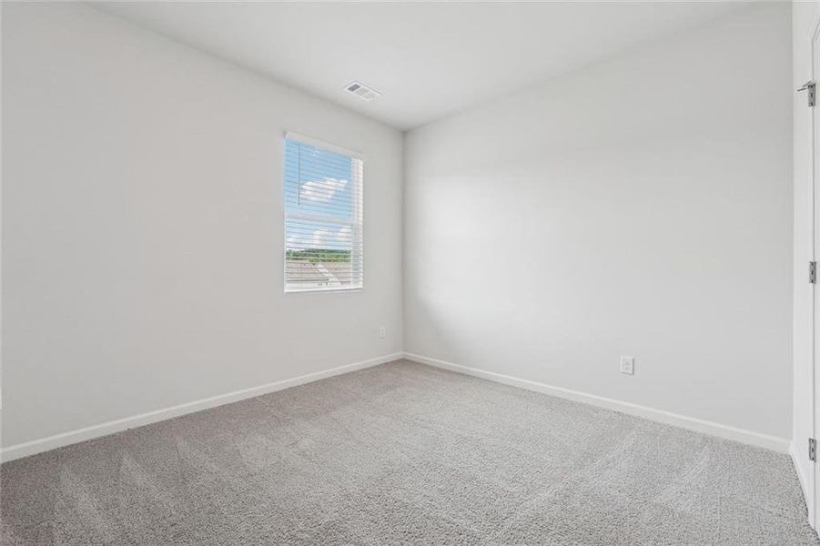 Spacious, unfurnished interior of a new home in , Dallas (Image 32).
