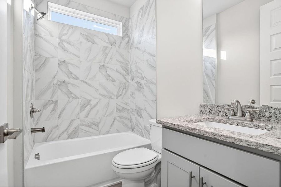 Furnished interior view inside a new home in , Gainesville (Image 6).