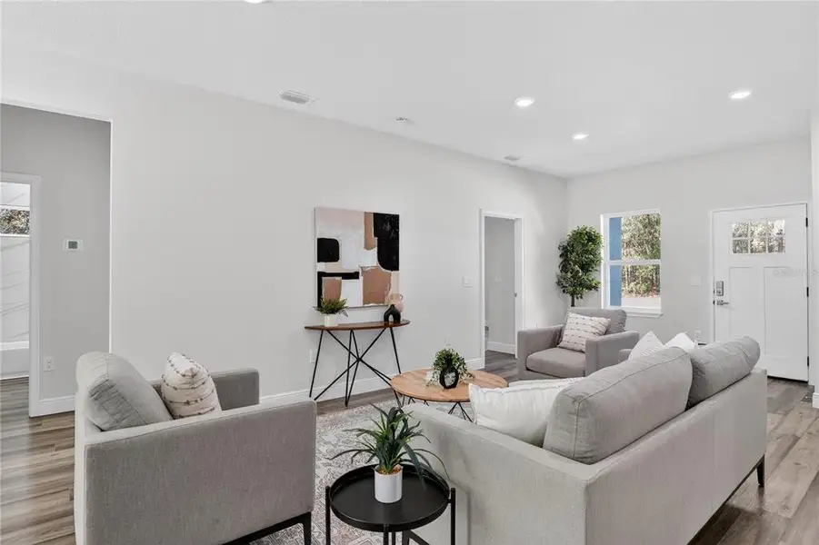 Furnished interior view inside a new home in , Citrus Springs (Image 4).
