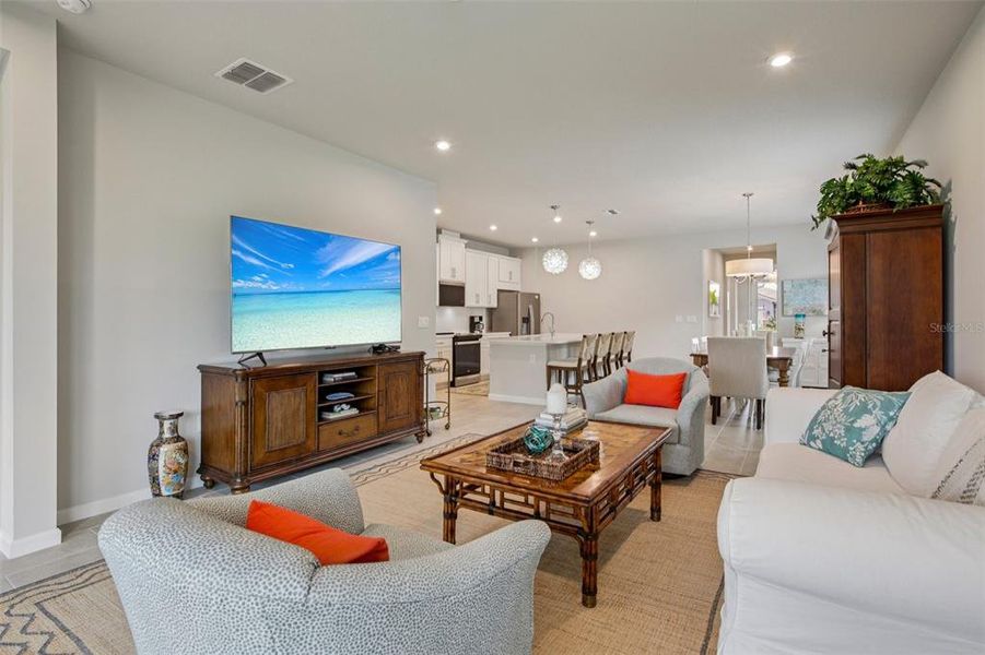 Furnished interior view inside a new home in , Venice (Image 5).