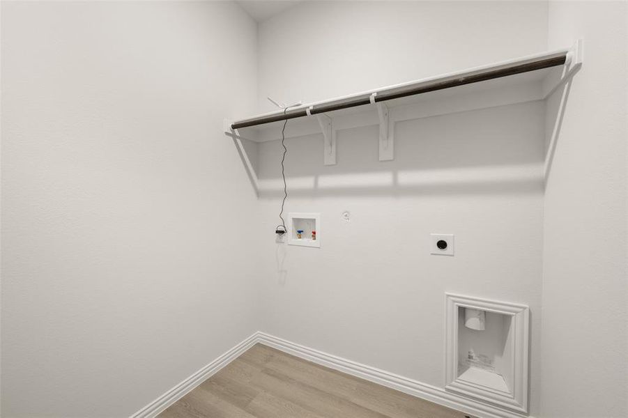 1601 Anabelle- Utility-1