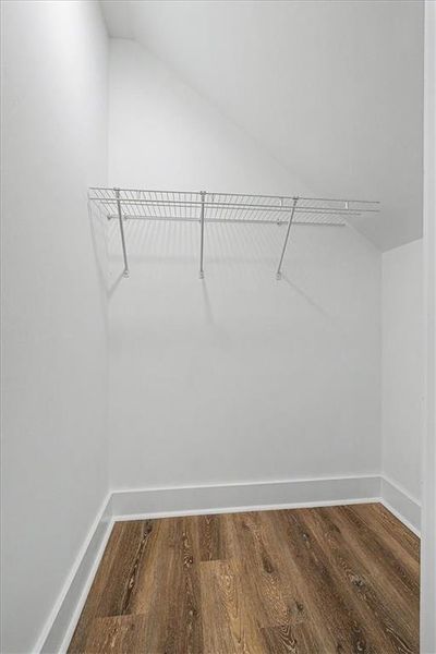 Spacious, unfurnished interior of a new home in , Emerson (Image 38).