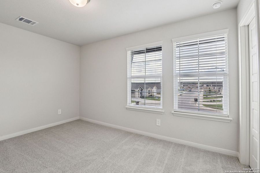 Spacious, unfurnished interior of a new home in Estancia Ranch - Premier Series, San Antonio (Image 34). Spacious, unfurnished interior of a new home in Estancia Ranch - Premier Series, San Antonio (Image 34).
