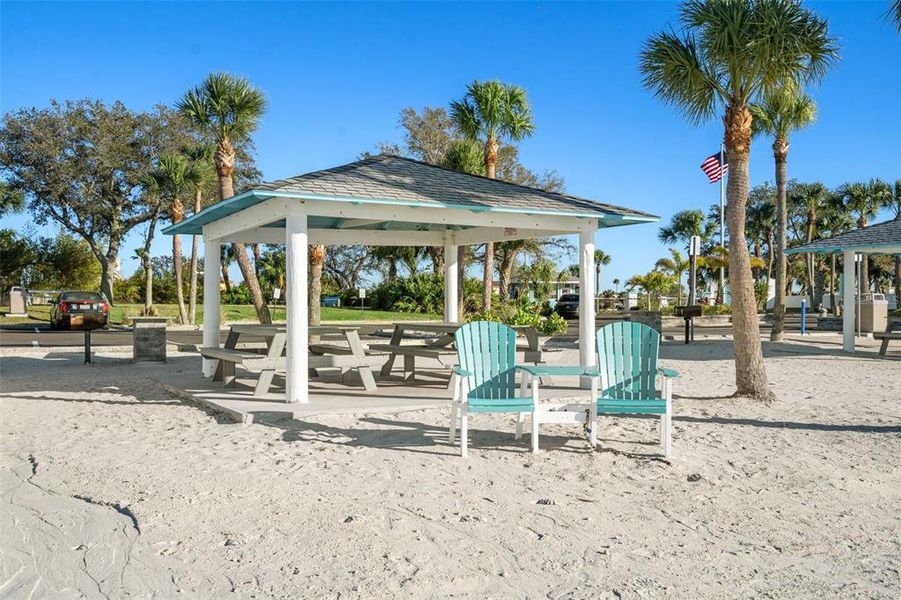 Community amenities in , New Port Richey (Image 24).