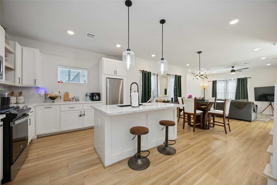 Furnished interior view inside a new home in , Houston (Image 23).