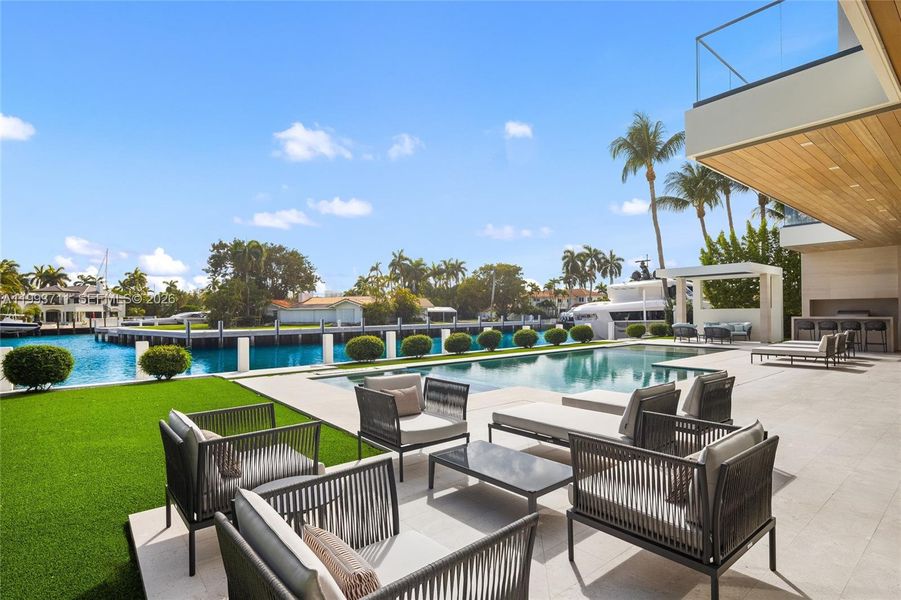 Image 82 of a home in .