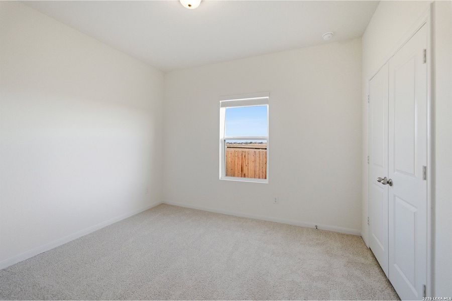 Spacious, unfurnished interior of a new home in Garden Grove, San Antonio (Image 14).