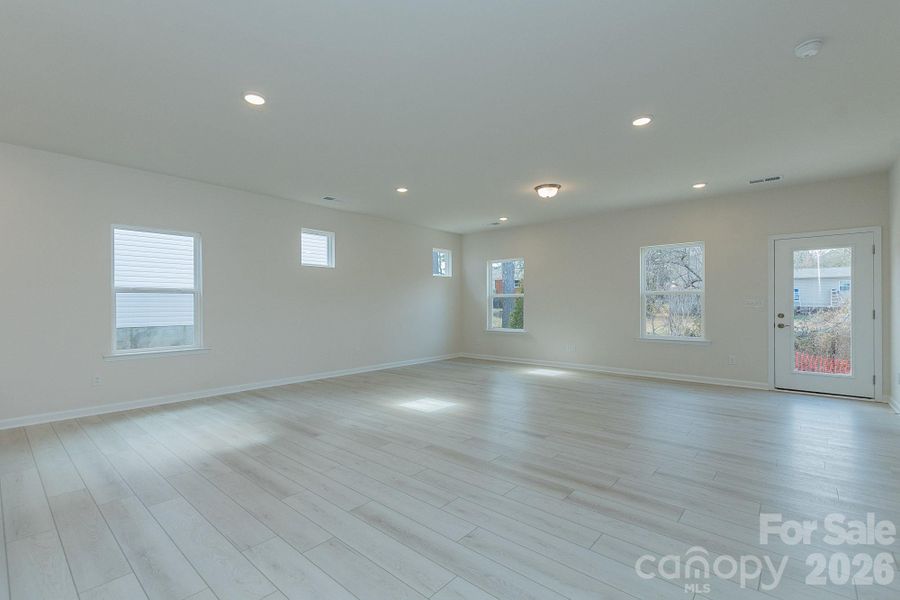 Spacious, unfurnished interior of a new home in Winecoff, Salisbury (Image 25).