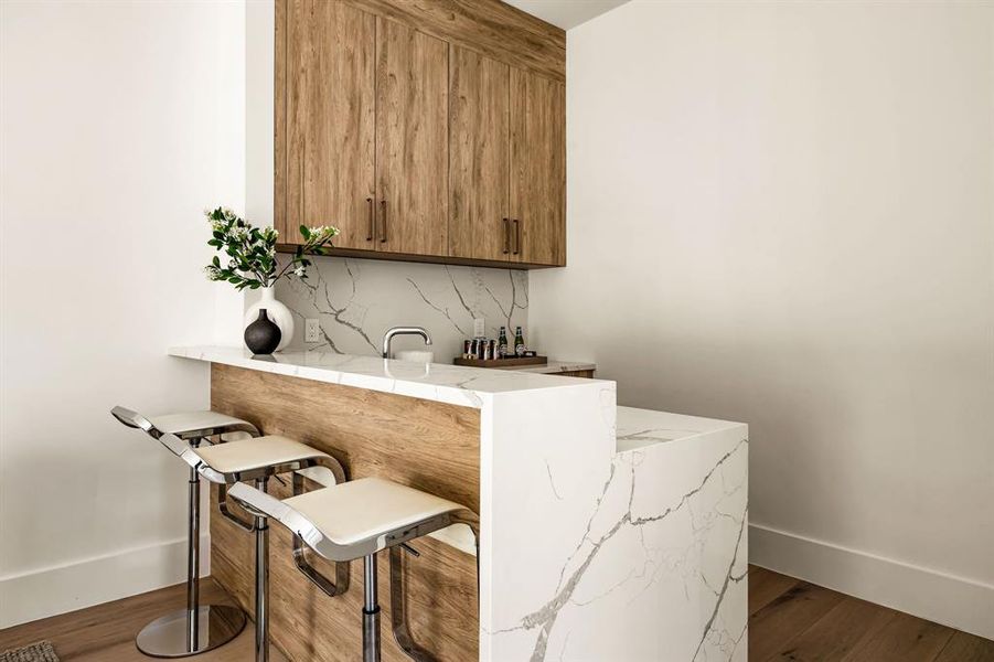 Furnished interior view inside a new home in , Dallas (Image 33).