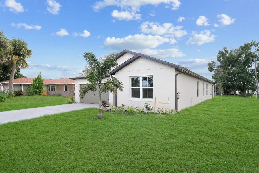 Furnished interior view inside a new home in Aspire at Port St. Lucie, Port St. Lucie (Image 38). Furnished interior view inside a new home in Aspire at Port St. Lucie, Port St. Lucie (Image 38).